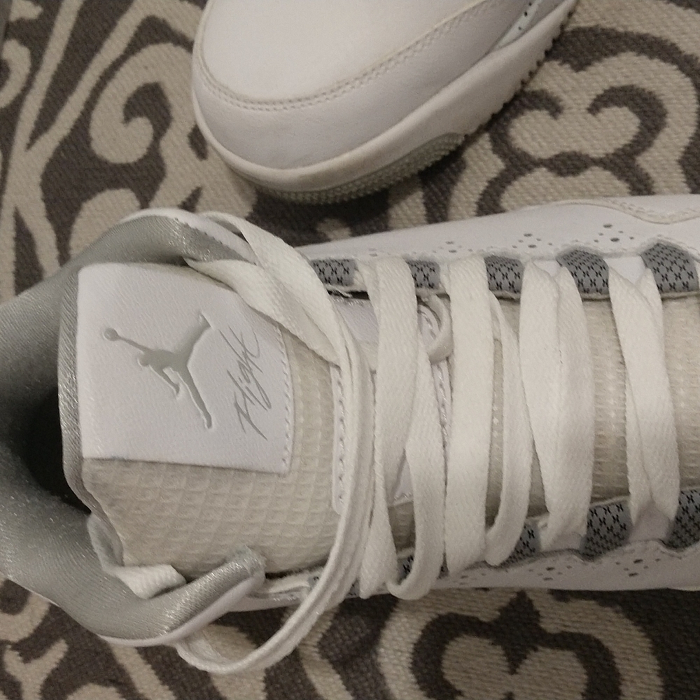 Nike Air Jordans Fight origin 2 Barely Used - Picture 8 of 11